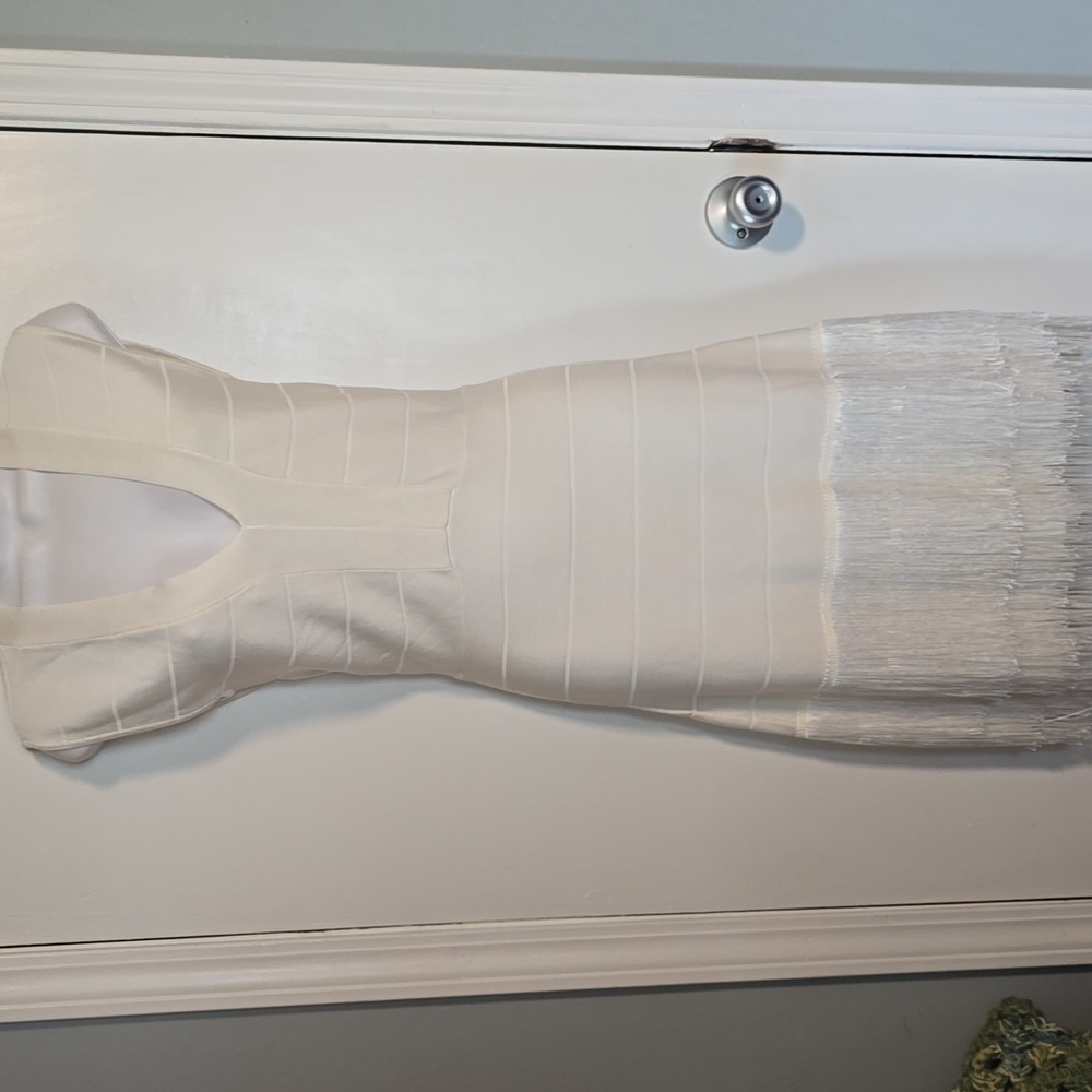 Venus Ivory Sleeveless Dress Sz 8 NWOT